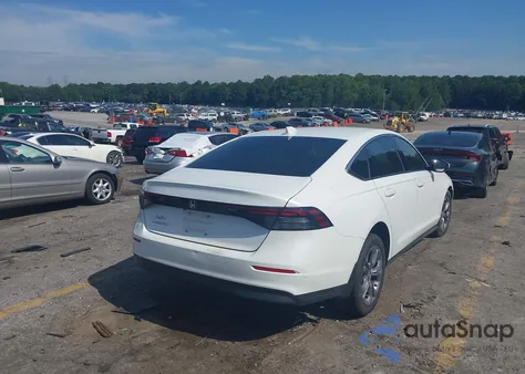 2024 Honda Accord Ex z USA, uszkodzony, nr VIN 1HGCY1F33RA004355